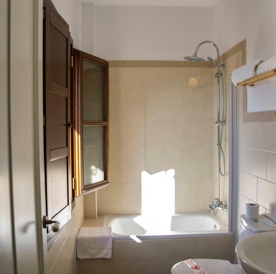 Hotel Mariantonia Chiclana de la Frontera Luaran gambar