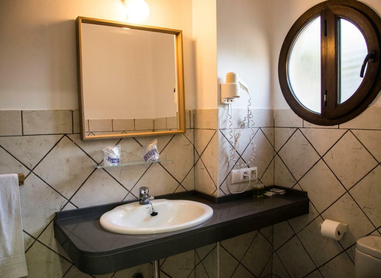 Hotel Mariantonia Chiclana de la Frontera Luaran gambar